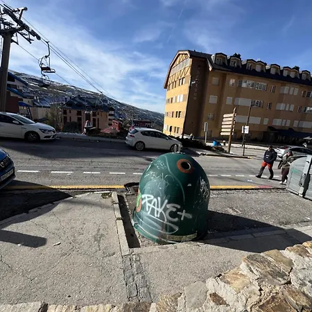 Pegado Telesilla Sierra Nevada